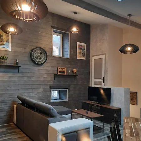 Chez Thomas Et John Bed & Breakfast