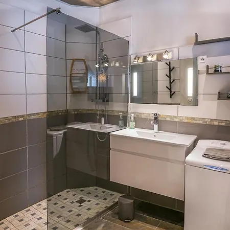 Bed & Breakfast Chez Thomas Et John 4*