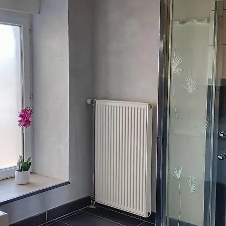 Chez Thomas Et John Verdun-sur-Meuse