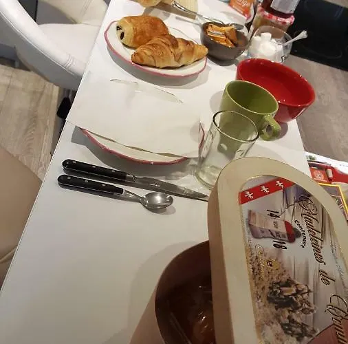 Chez Thomas Et John Bed & Breakfast